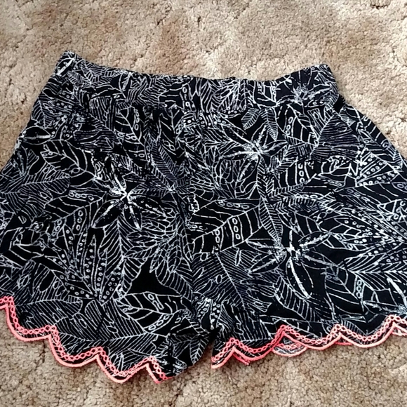 Mossimo shorts - Picture 3 of 4